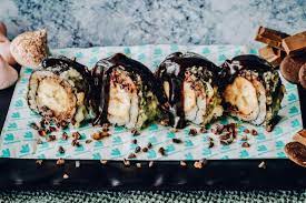 Čokoládové sushi s mangovou pěnou