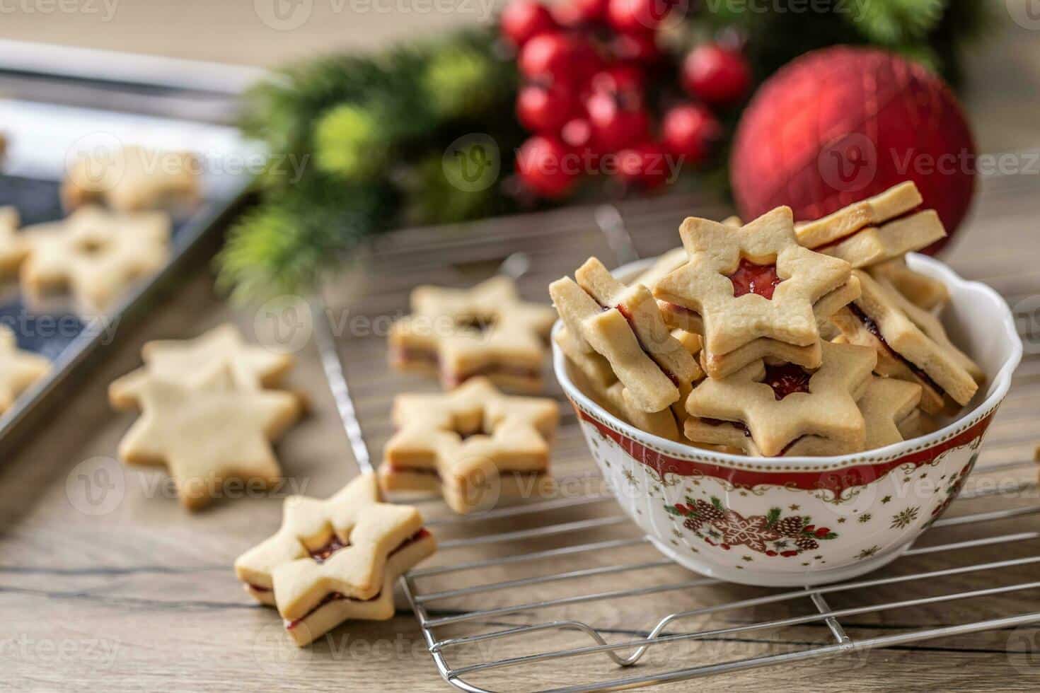 Vánoční recept na hvězdičky z lineckého těsta