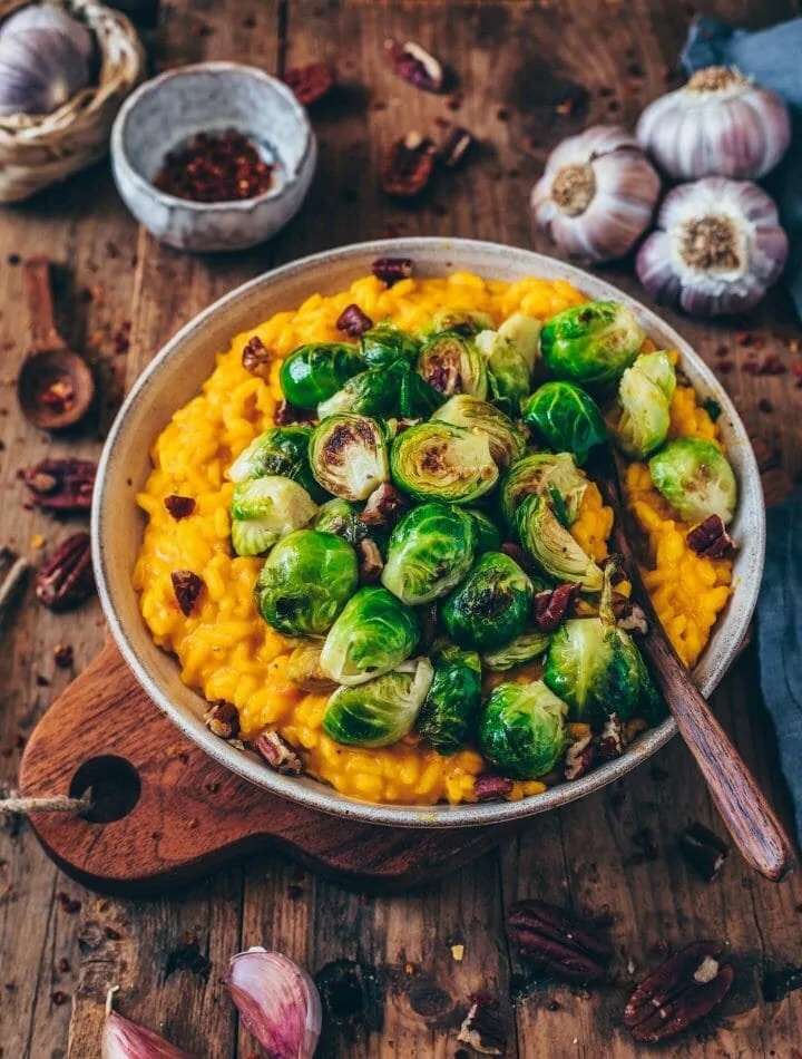 Veganské dýňové rizoto s růžičkovou kapustou