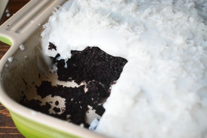 Buchta s marshmallow polevou