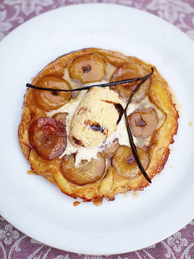 Tarte tatin z listového těsta